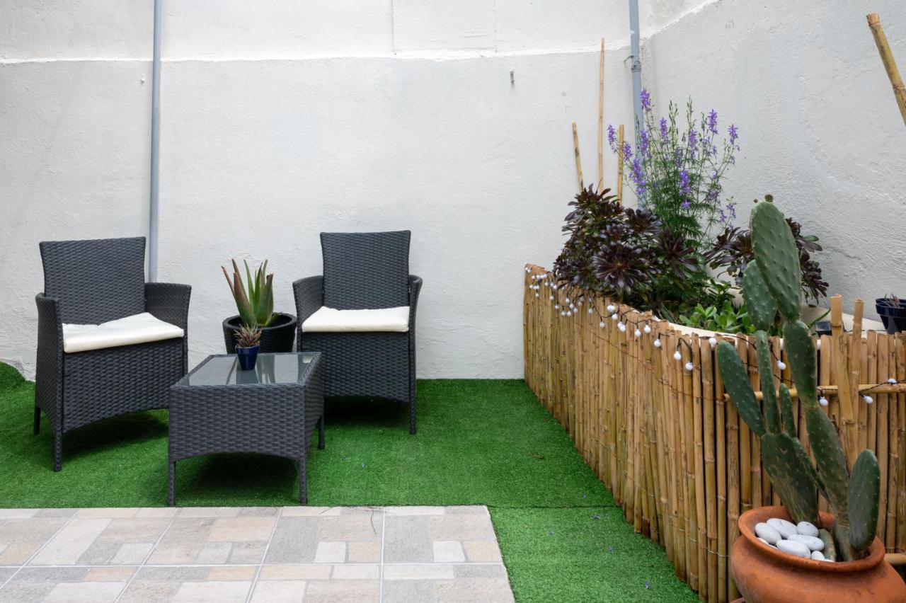 Anesis With A Yard Apartment Kalamata Exterior photo